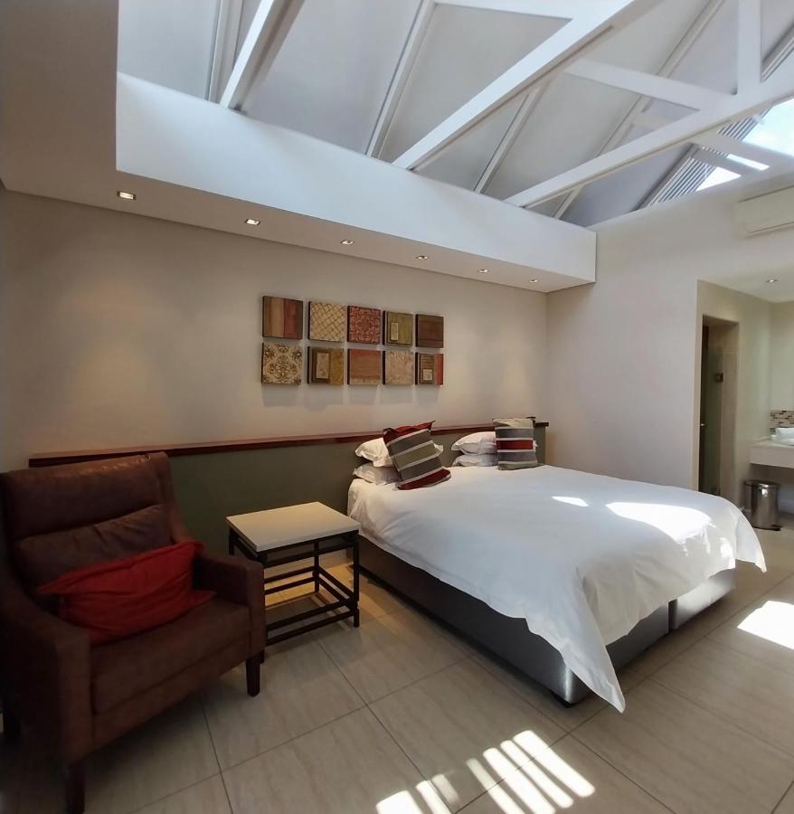 Kupferquelle Resort 추메브 외부 사진